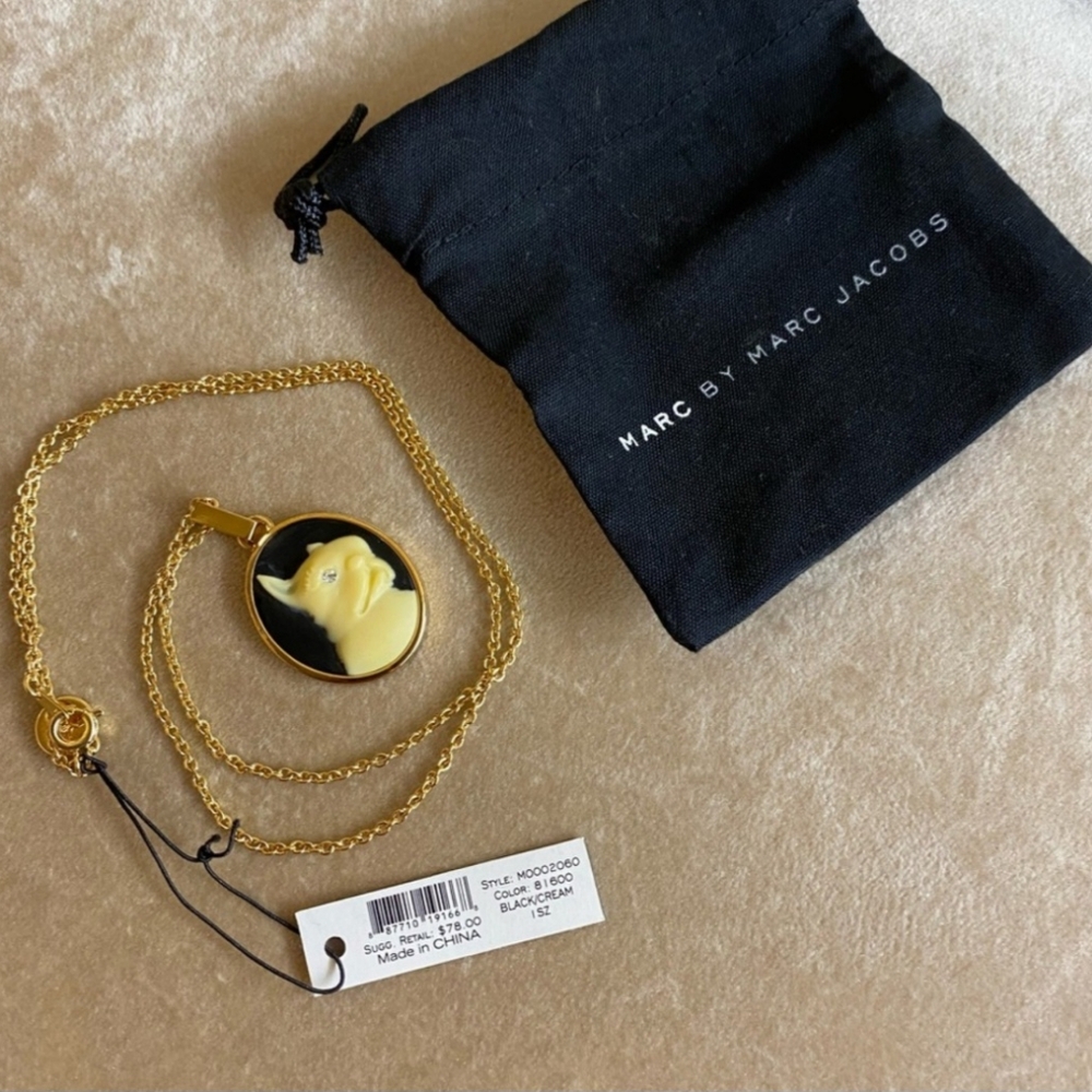 Marc by Marc Jacobs "Olive" Dog Cameo Pendent and Necklace